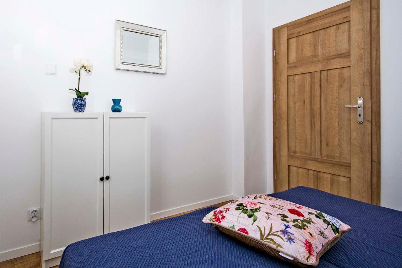 Central Apartments Ogarna Гданск Екстериор снимка