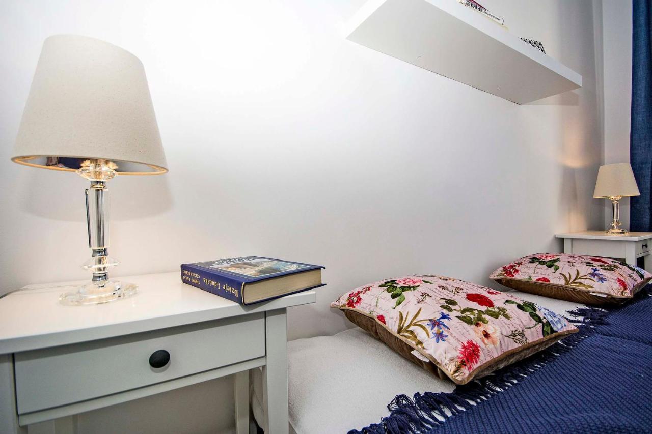 Central Apartments Ogarna Гданск Екстериор снимка