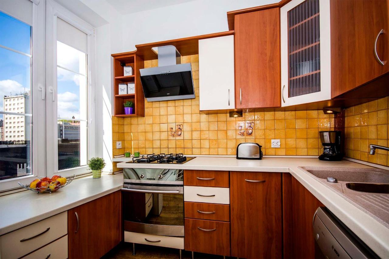 Central Apartments Ogarna Гданск Екстериор снимка
