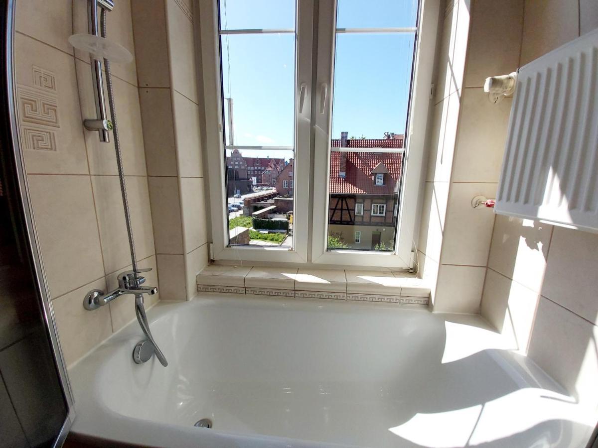 Central Apartments Ogarna Гданск Екстериор снимка