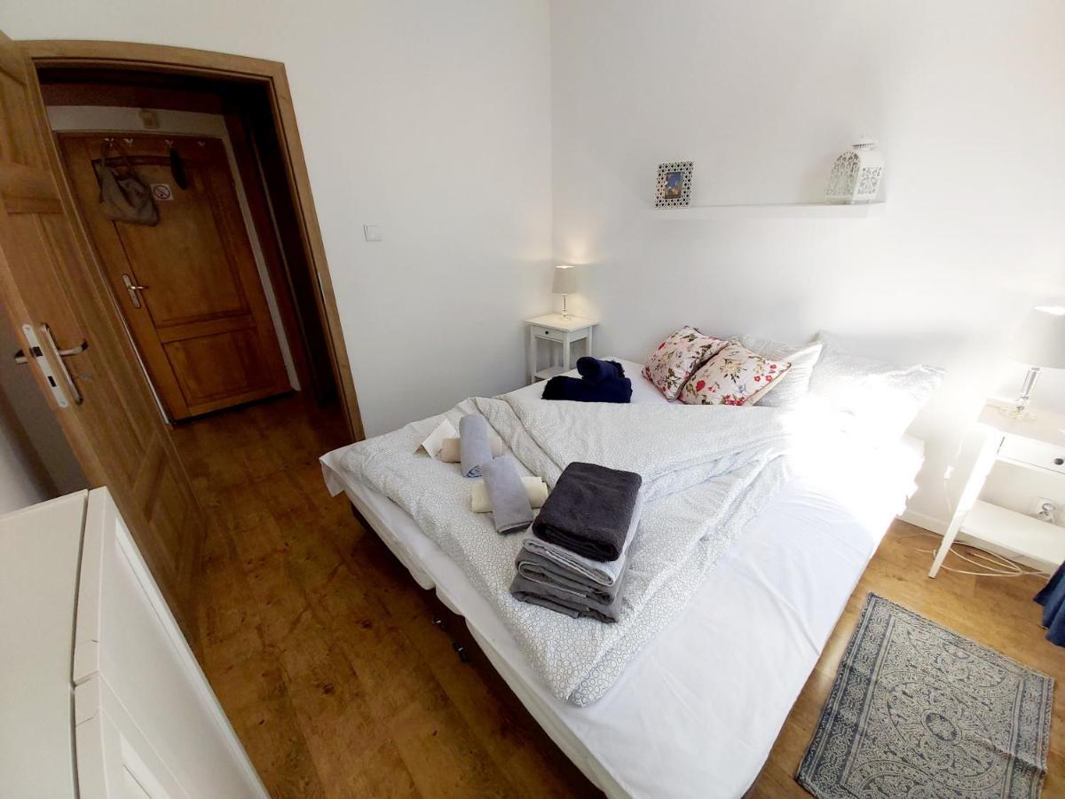 Central Apartments Ogarna Гданск Екстериор снимка