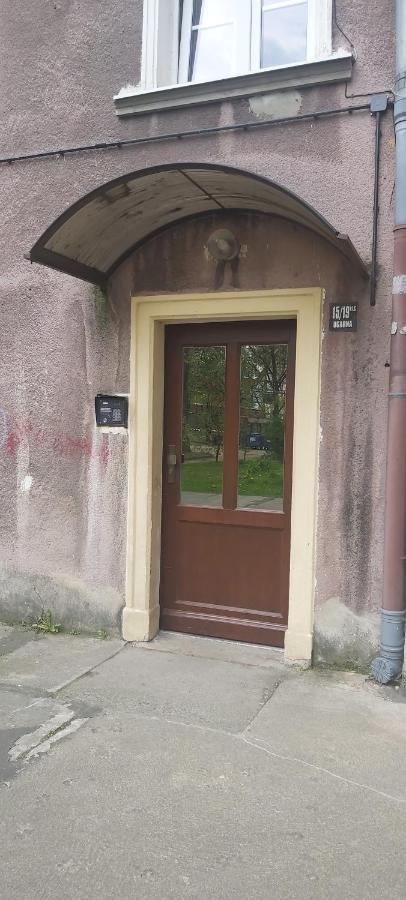 Central Apartments Ogarna Гданск Екстериор снимка